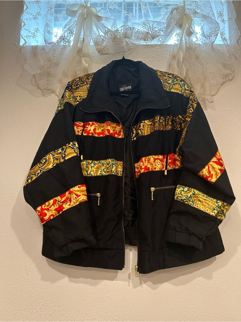 CHIILI PEPPERS Full Sweat Suit! Jacket with Gold, Red & Green Baroque Stripes